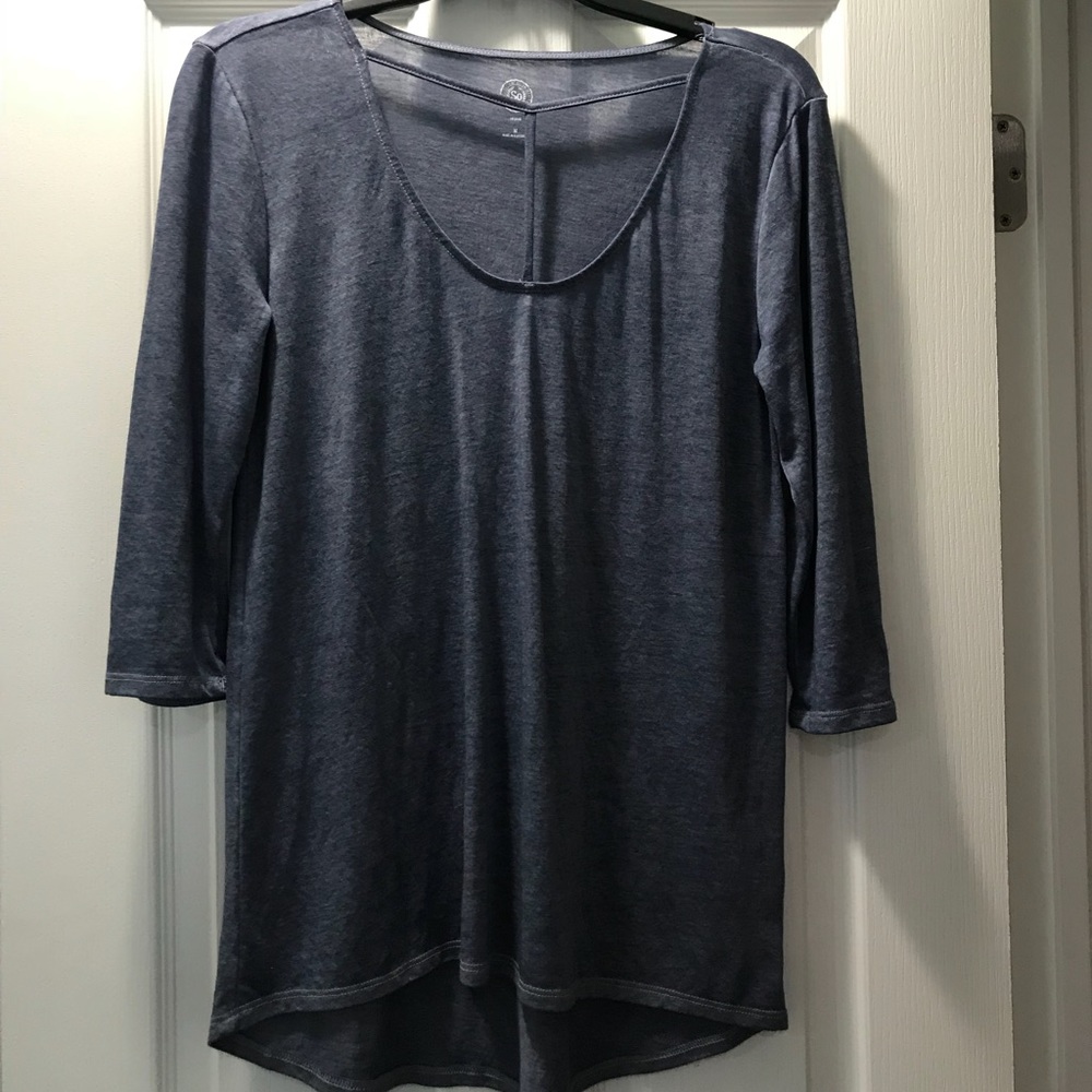 T-Neck quarter sleeve top
